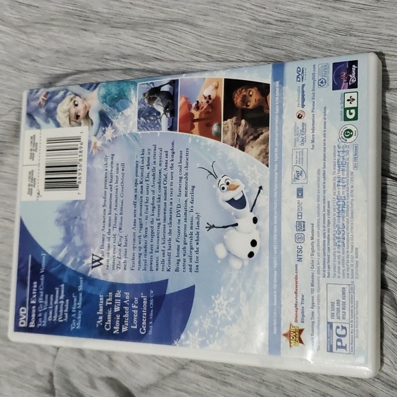 Disney's Frozen dvd - Picture 2 of 7